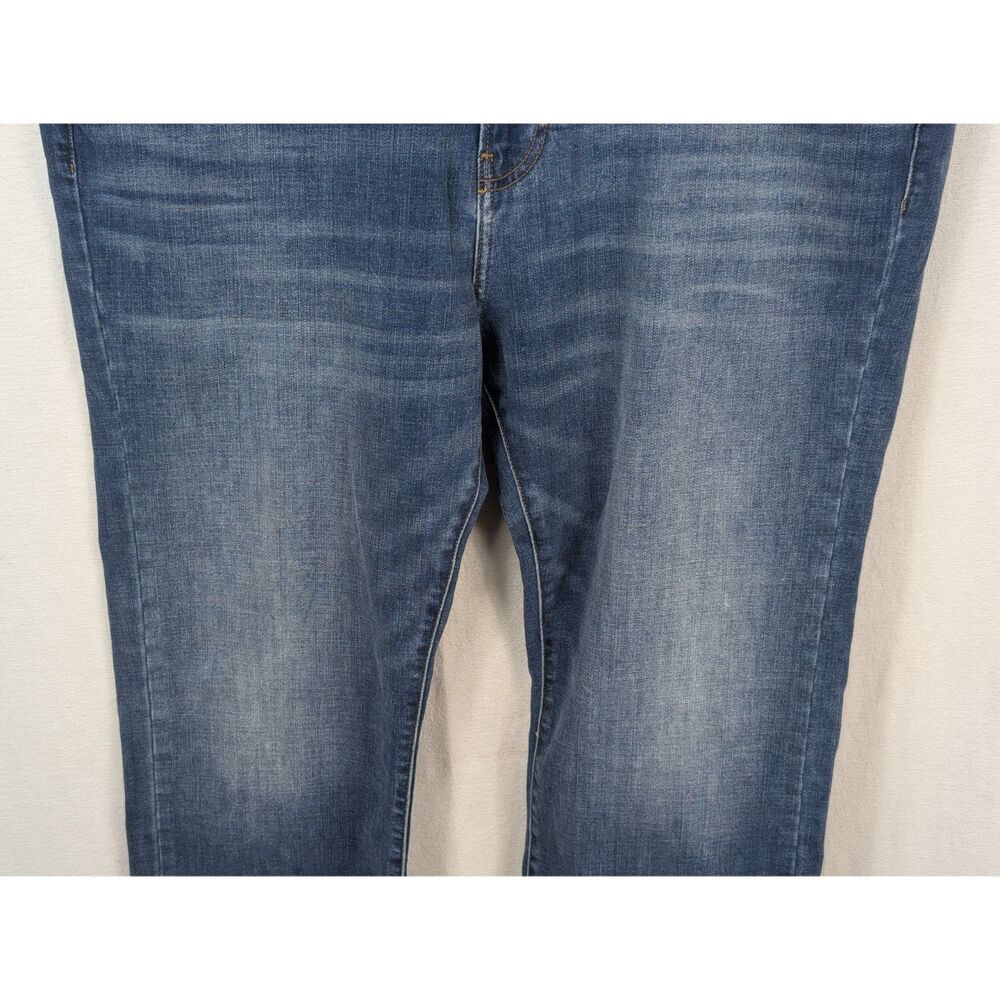 Lucky Brand 181 Relaxed Fit Jeans Blue Men's Size 44x30 - Picture 3 of 13